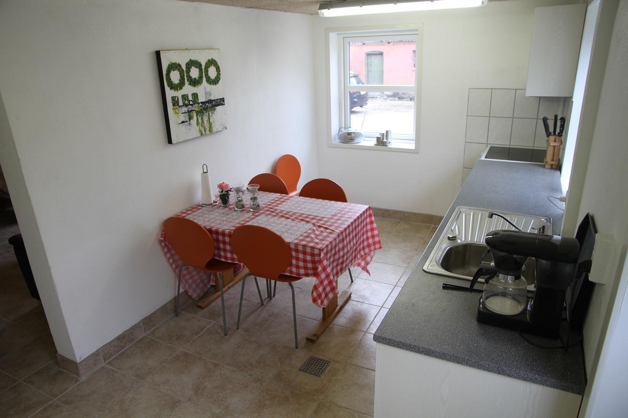 Hukaergaard Bed & Breakfast Ostbirk Экстерьер фото